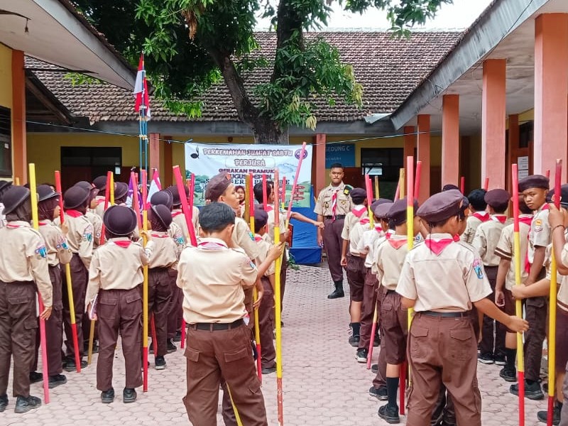 PERJUSA ( PERKEMAHAN JUM'AT SABTU )