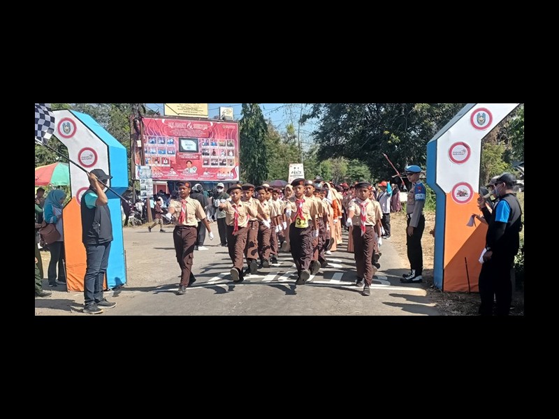 LOMBA GERAK JALAN